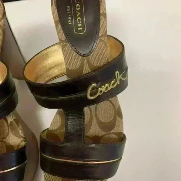 COACH Brown Signature C Jonah Sandals - Picture 3 of 8